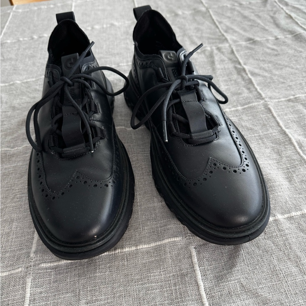 Classic Black Men's Dress Shoes
